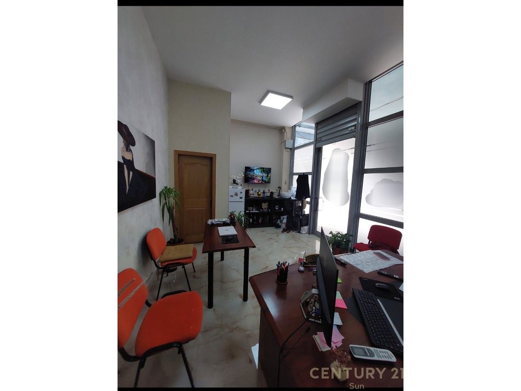 Shop / Office for Sale at Former Exhibition!