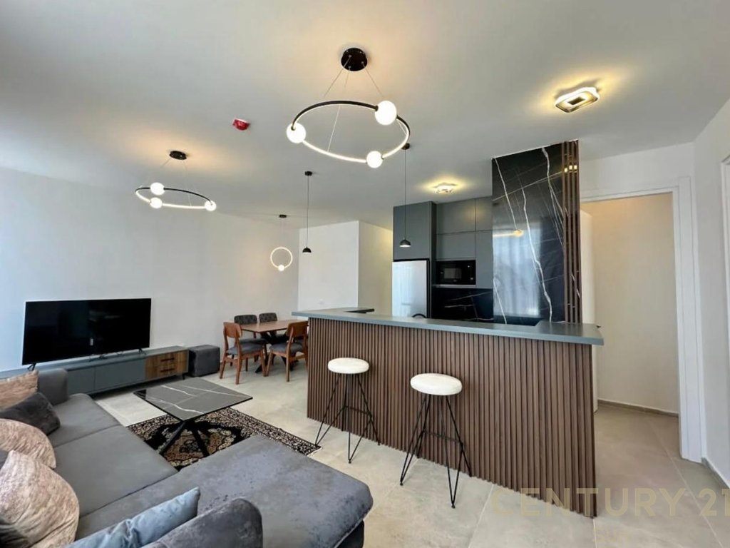 APARTMENT 2+1+PARKING SPACE FOR RENT NEAR THE DRY LAKE!