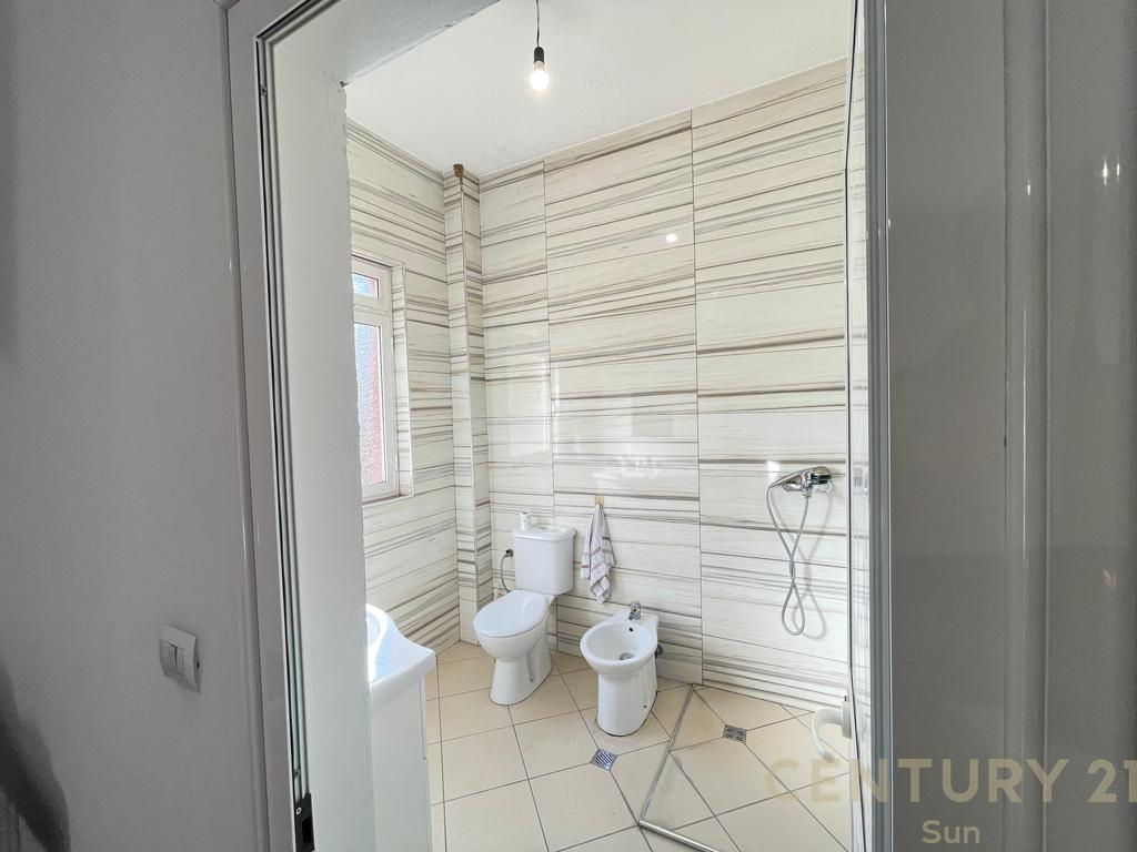 VILLA FOR RENT NEAR THE 21 DECEMBER AREA.
