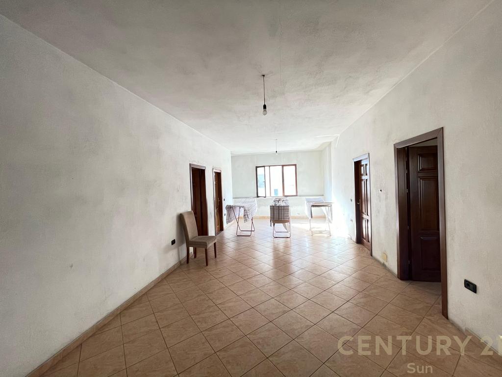 VILLA FOR RENT NEAR THE 21 DECEMBER AREA.