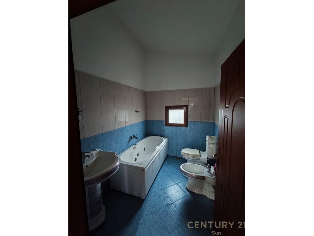 Villa For Sale in Hamallaj Durrës
