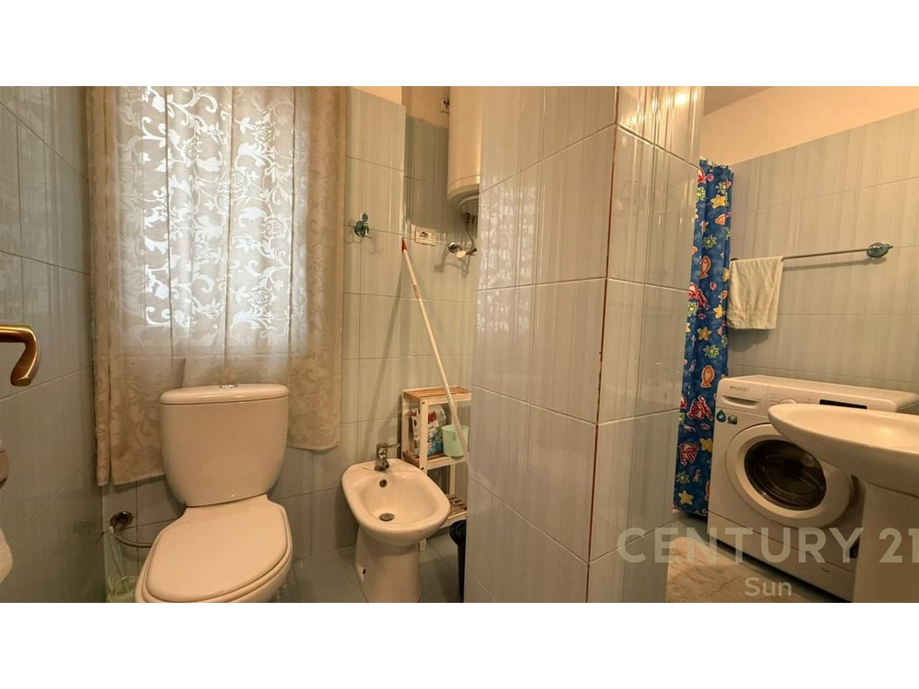 NEW BUILDING, SELLING 2+1 APARTMENT!