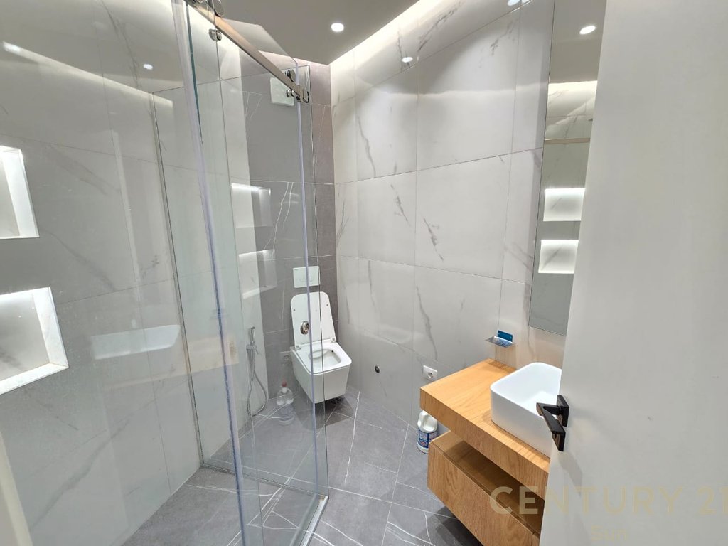 FOR RENT LUXURY 1+1 APARTMENT IN ASTIR.