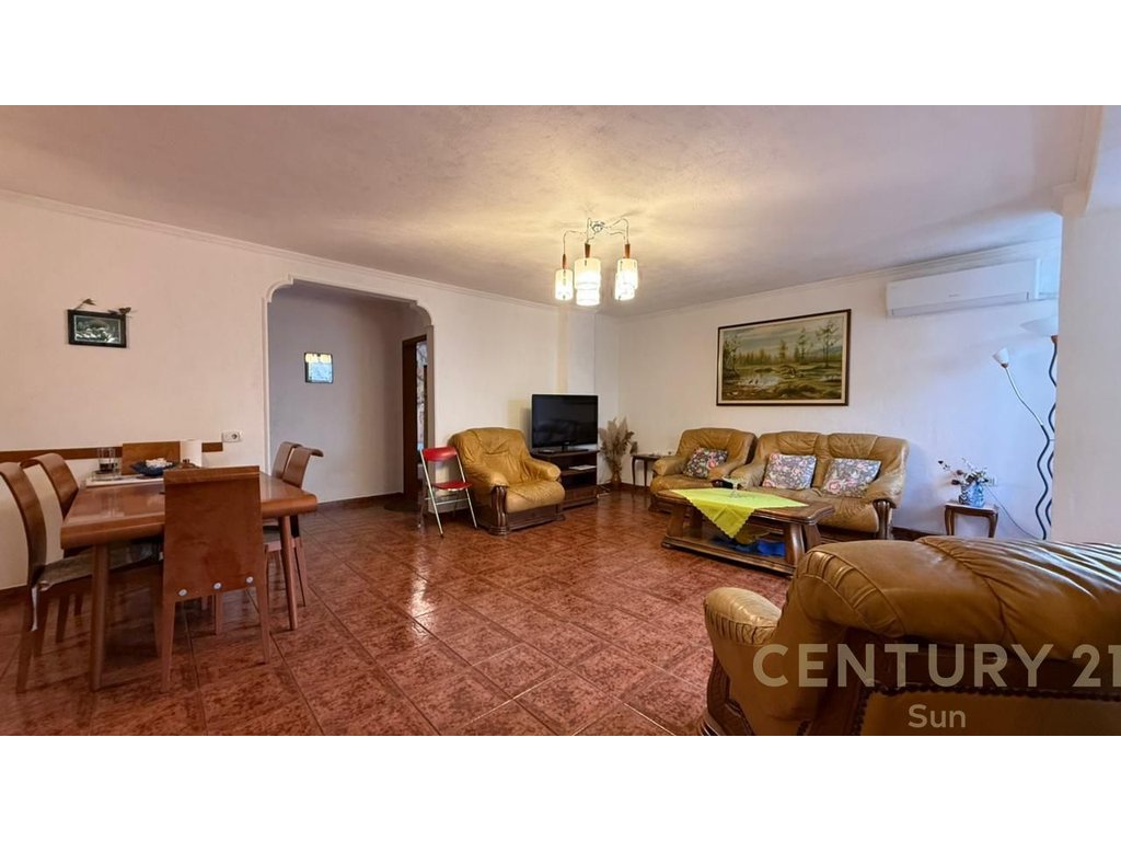 NEW ZOGU, WE RENT A 2+1 APARTMENT!