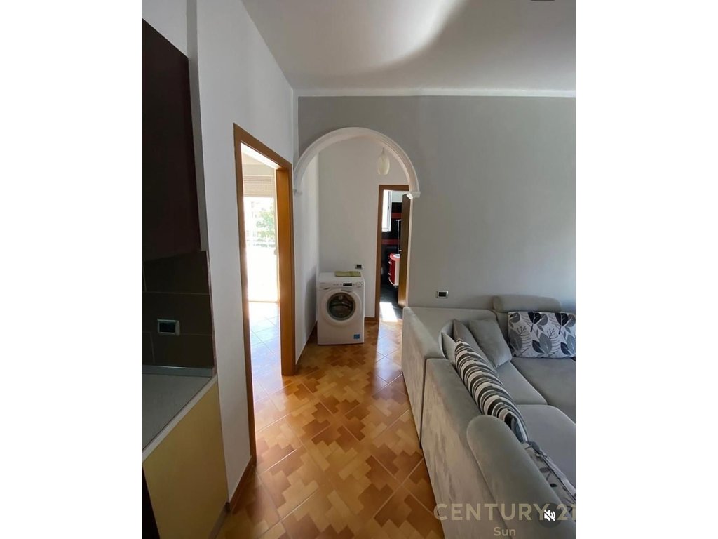 2+1+2 Apartment for sale near Cipaj Street, Vlore
