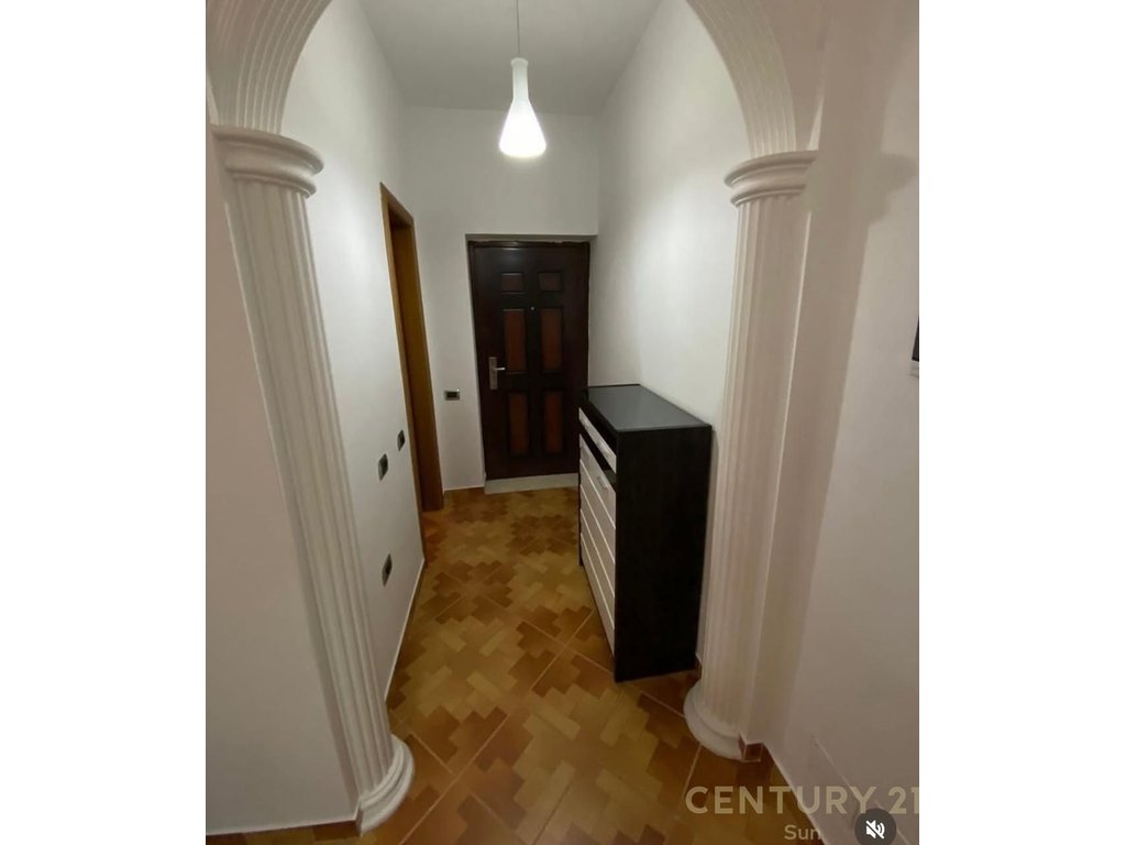 2+1+2 Apartment for sale near Cipaj Street, Vlore