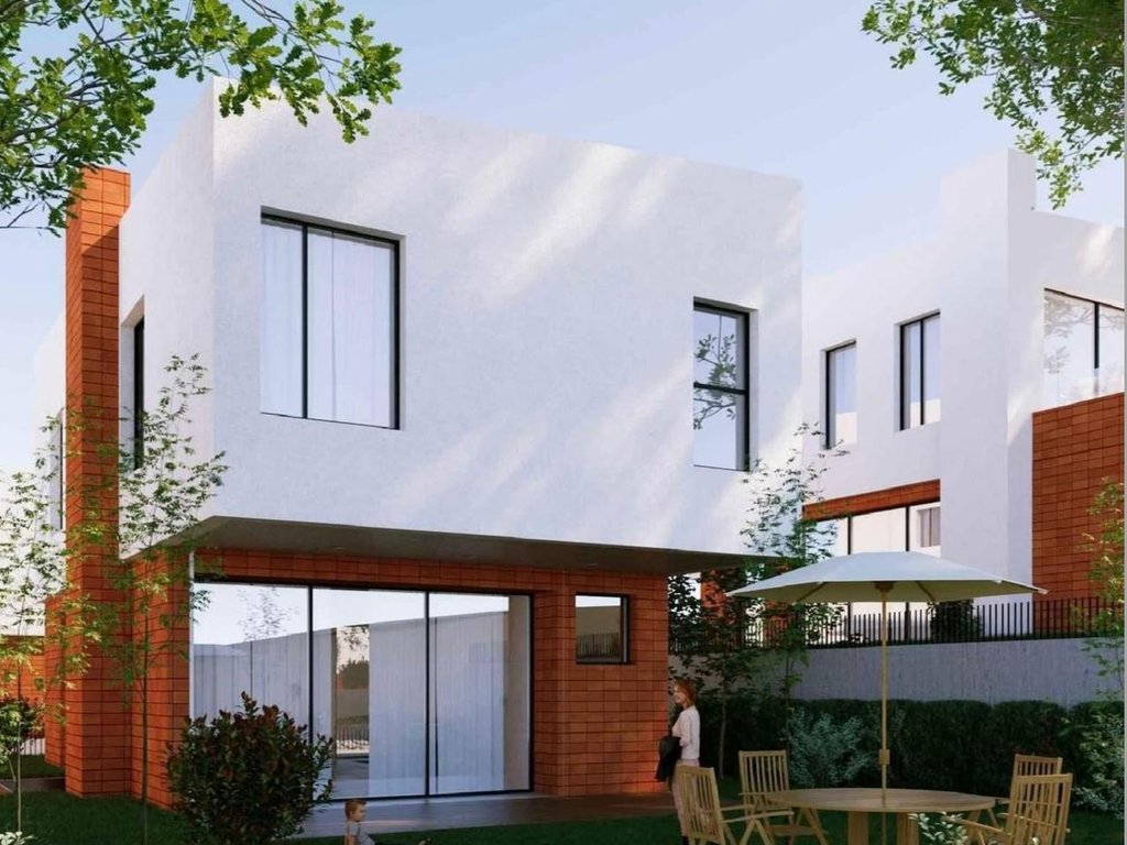 Opportunity!! "For sale: 2-story villa with 1 basement floor in Mjull Bathore!"