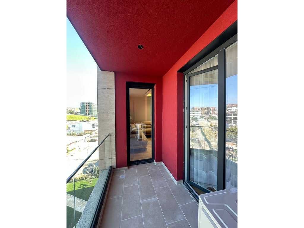 Apartament i ri i mobiluar me qira në Paskuqan + Post parkimi
