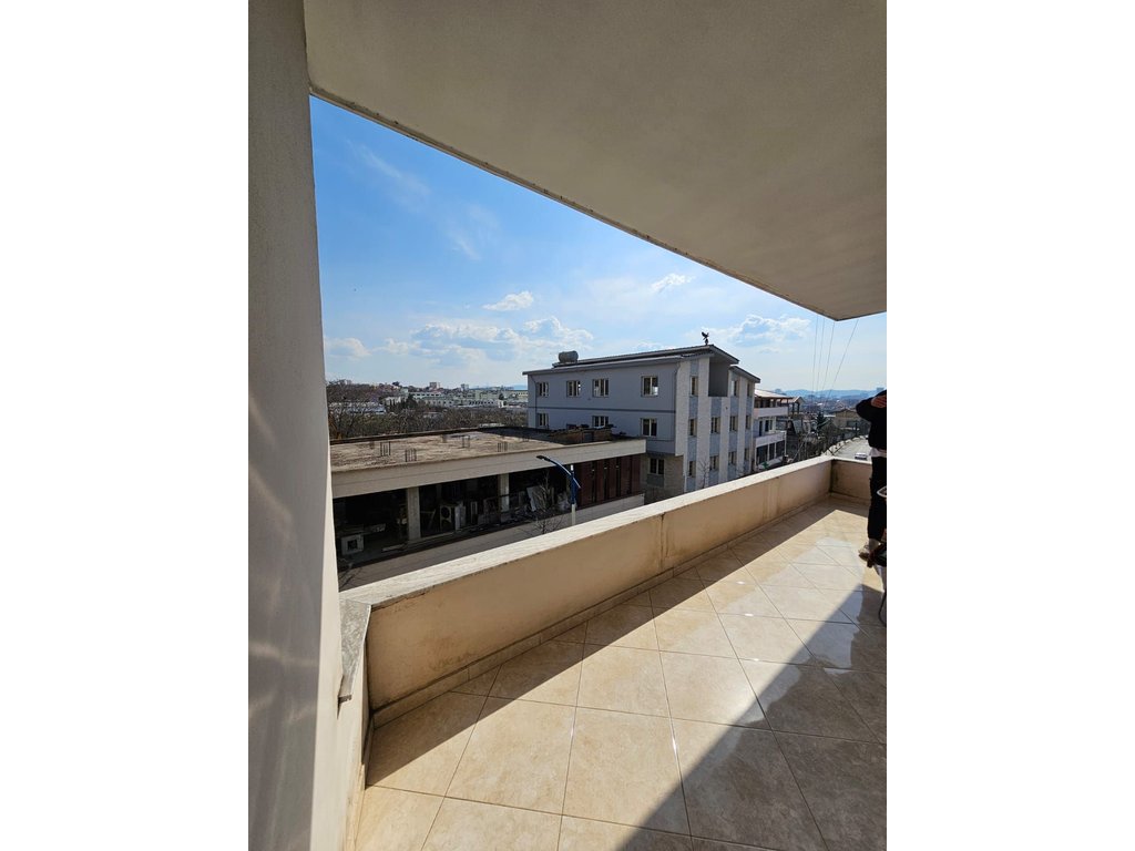 Apartment for sale 115 m2 near 'Kafja e Rremes'!