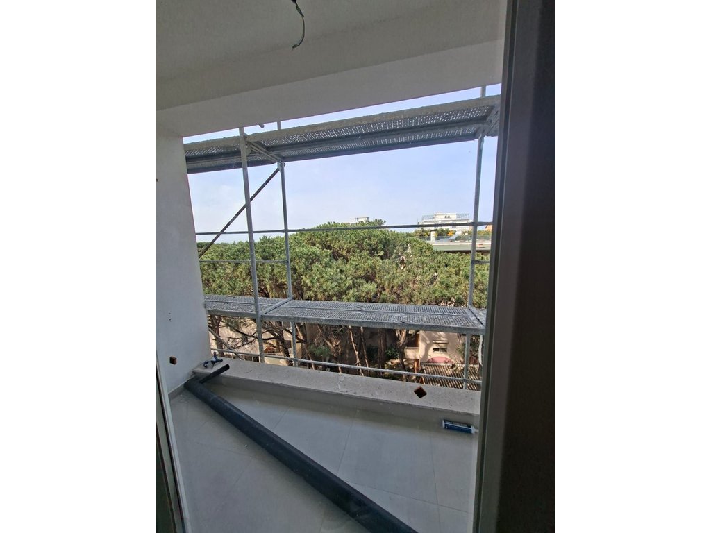 Apartment - For Sale - Mali i Robit, Durrës