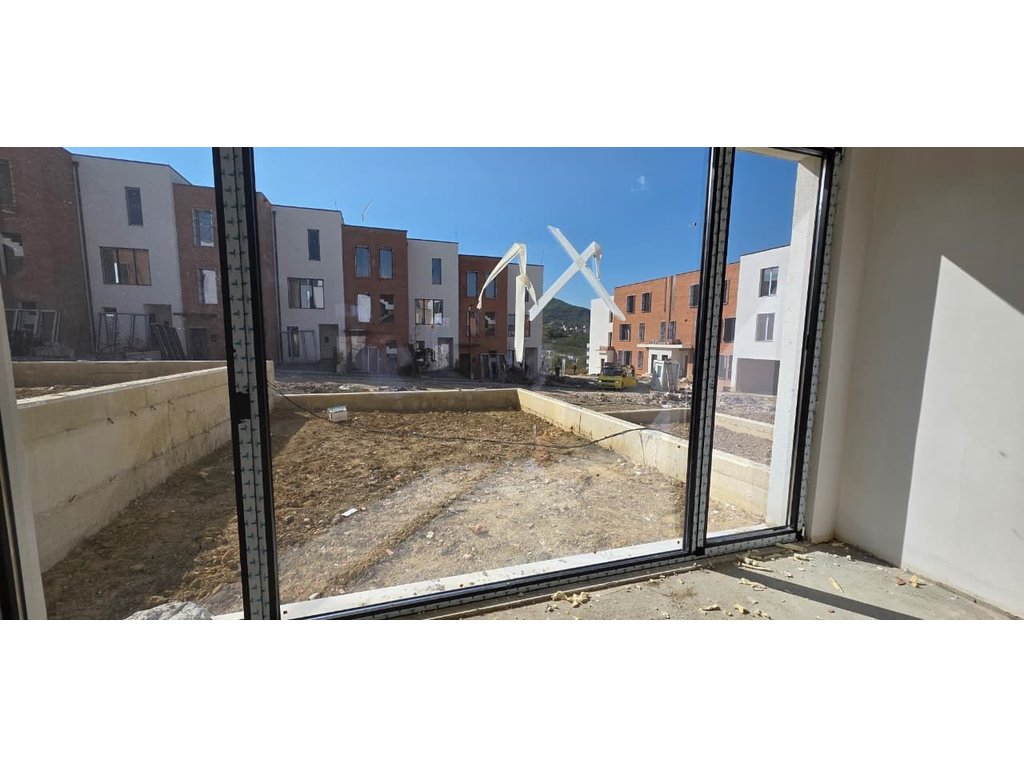 Modern villas for sale near TEG, Tirana