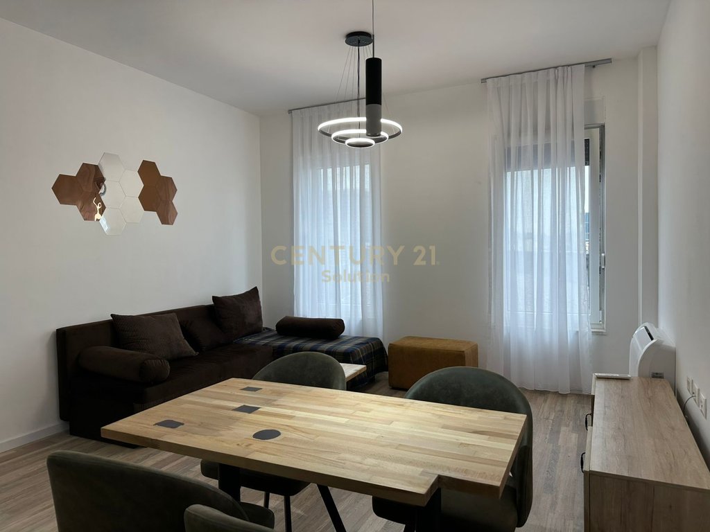 APARTMENT 2+1+2 +VERANDA FOR RENT NEAR THE NEW BOULEVARD!
