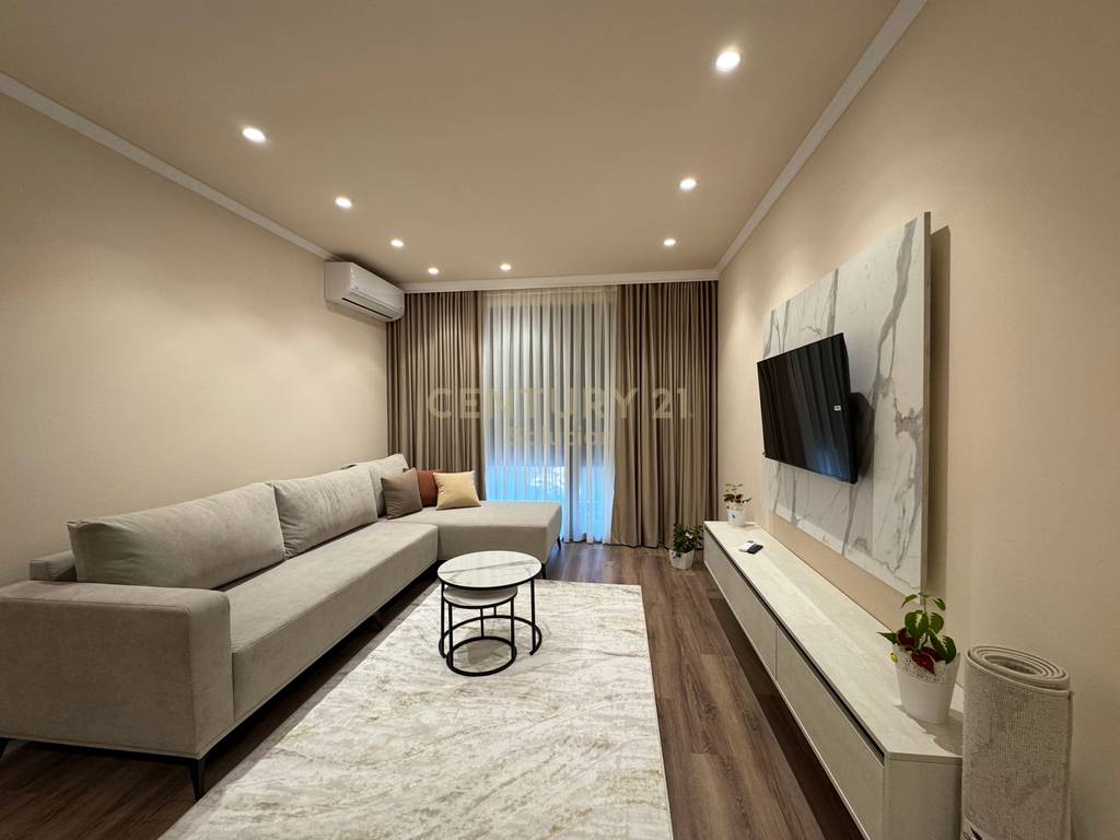 FOR RENT JAPIM 1+1 + OWN PARKING POST HOSPITAL