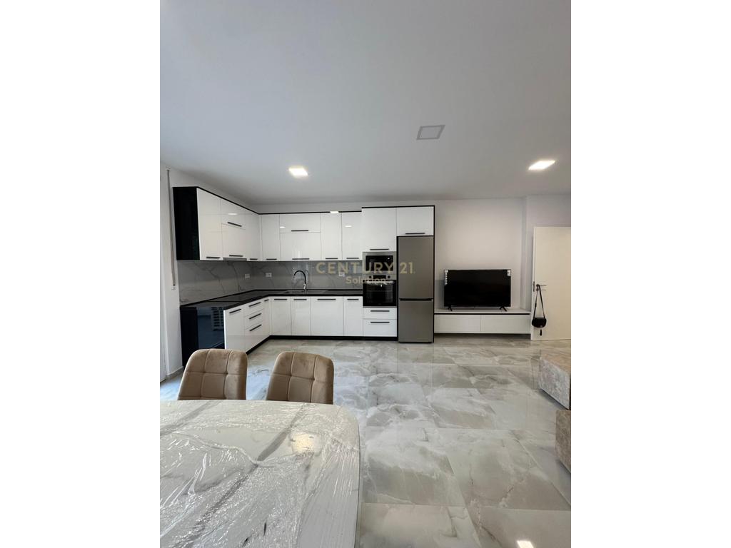 2+1 APARTMENT FOR RENT NEAR MATEO COMPLEX!