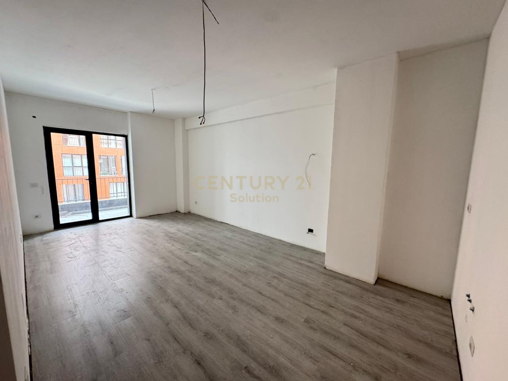 APARTMENT 2+1+2 BATHROOM FOR SALE NEAR THE FRATARI COMPLEX!