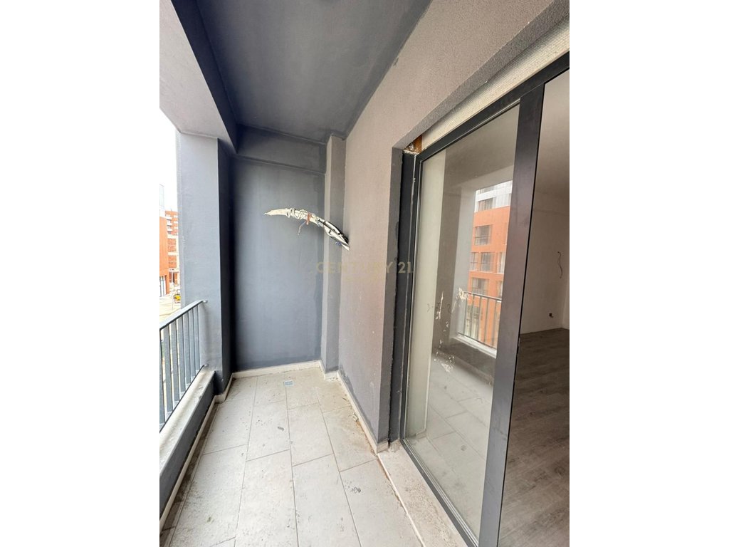 APARTMENT 2+1+2 BATHROOM FOR SALE NEAR THE FRATARI COMPLEX!