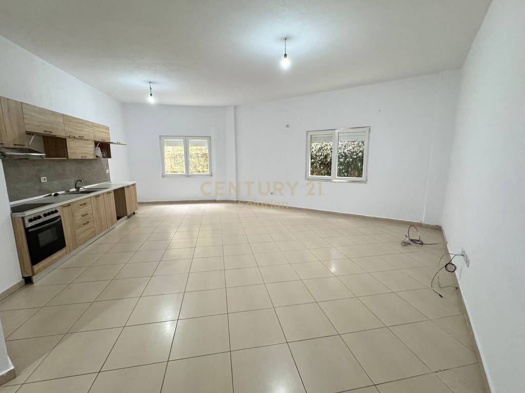 APARTMENT 2+1+2 FOR RENT NEAR THE DRY LAKE!