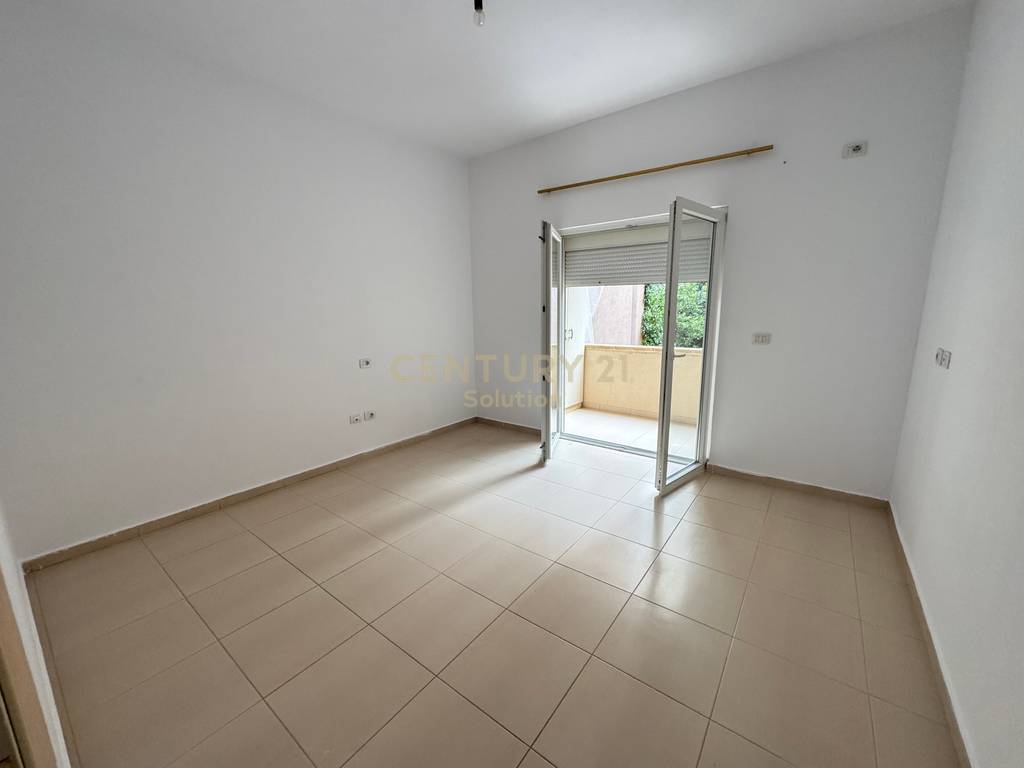 APARTMENT 2+1+2 FOR RENT NEAR THE DRY LAKE!