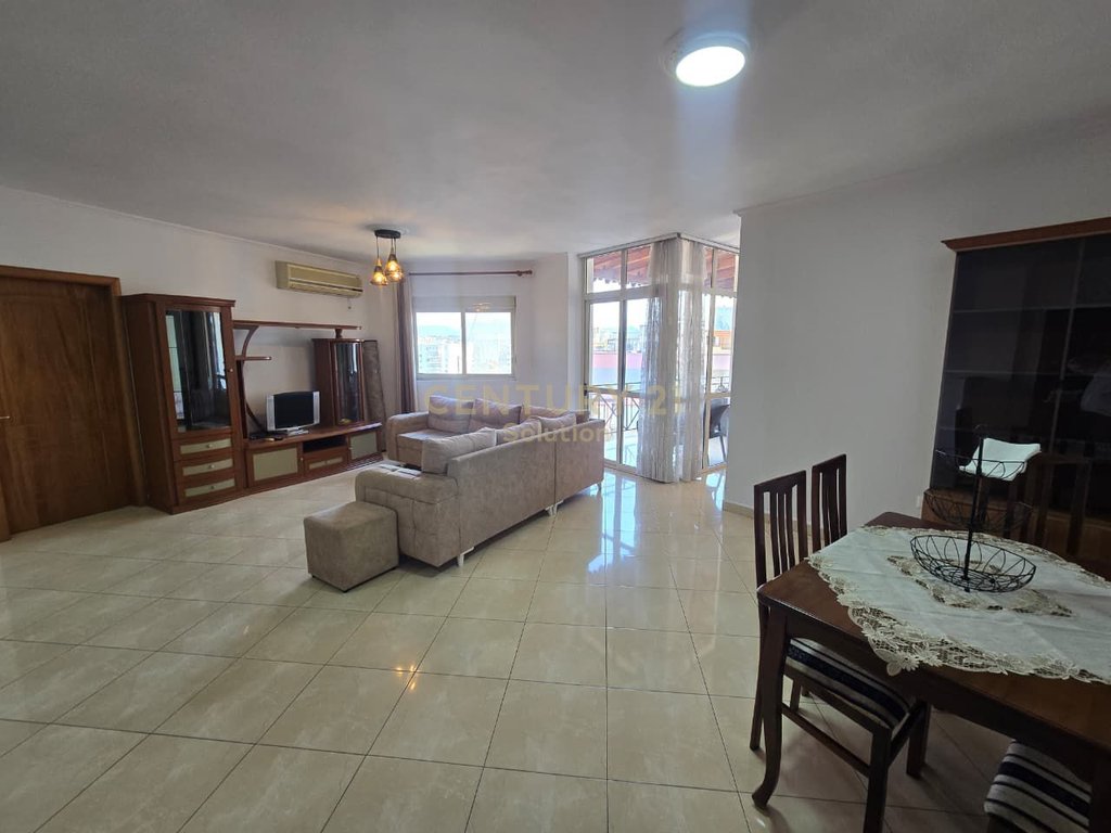 2+1 Apartment for Rent in the Center!