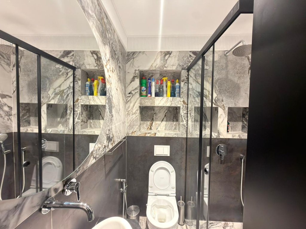 Modern 1+1 apartment with a separate kitchen in Shallvaret