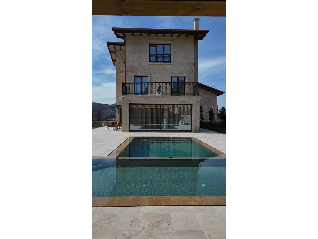 Luxury Villa Key