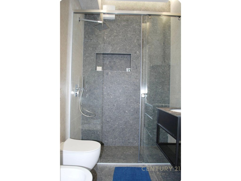 FOR RENT 2+1+2 APARTMENT NEAR KOSOVAREVE STREET!