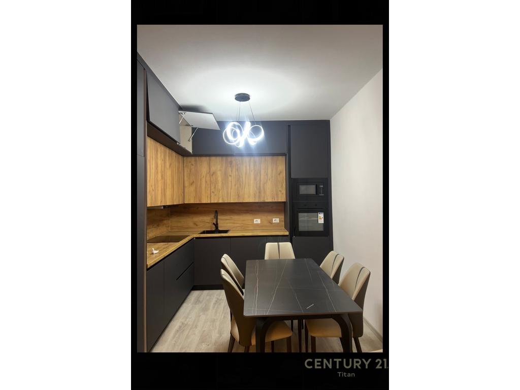 Apartament modern 2+1+2 + parkim per qira te “Xheluks Residence”