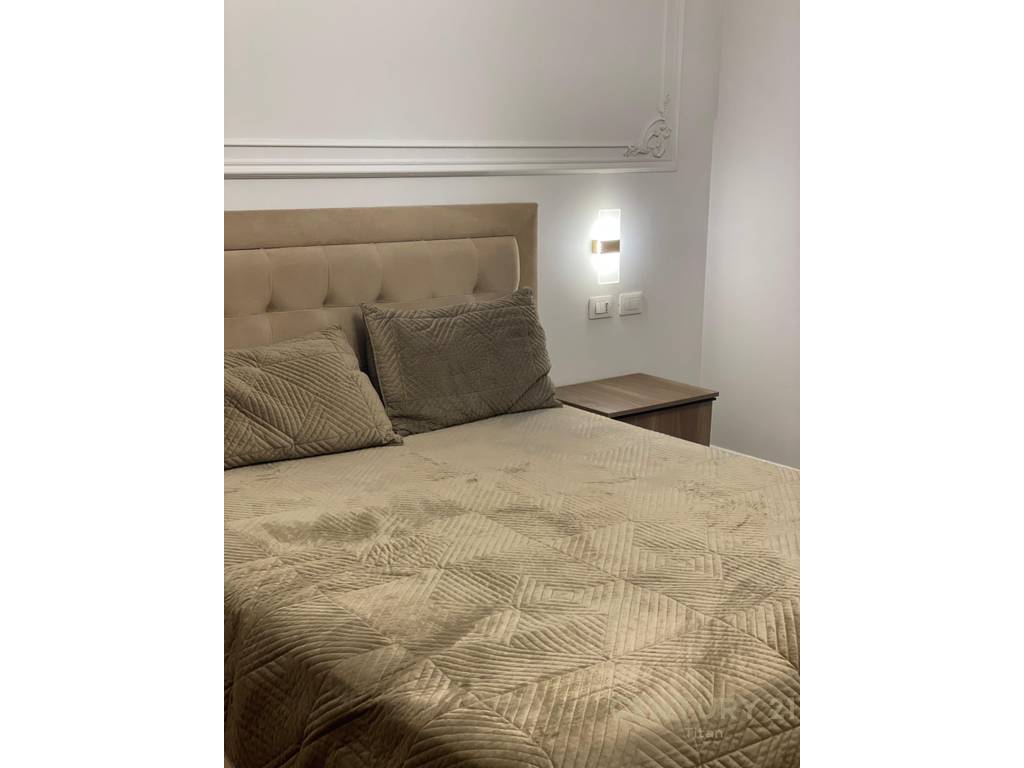Jepet me qira apartament 3+1+2+parkim ne Fiori Di Bosko