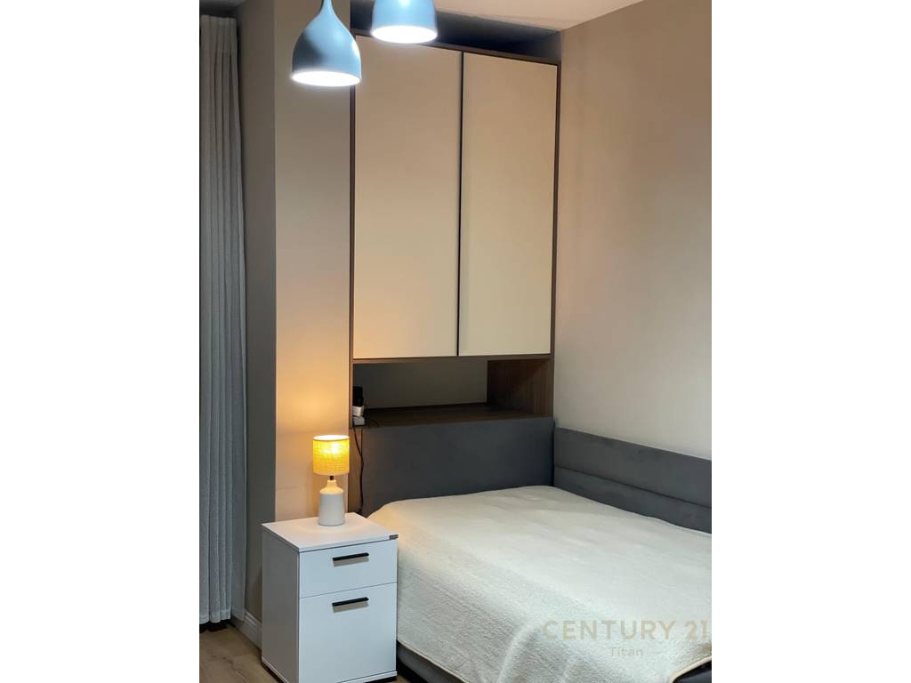 Jepet me qira apartament 3+1+2+parkim ne Fiori Di Bosko