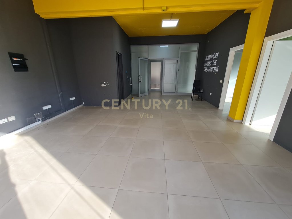Business Space for Sale in Durrës, "Port View" !