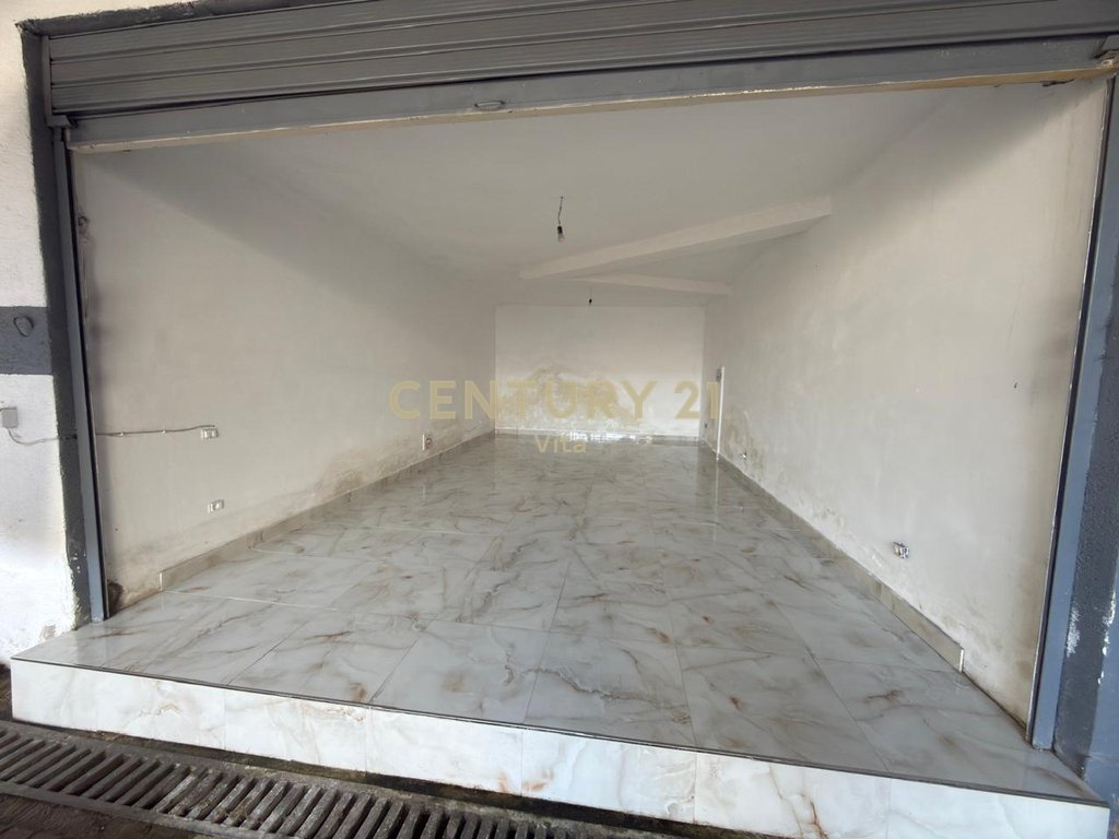 BUSINESS FOR RENT AT VALA PARK!