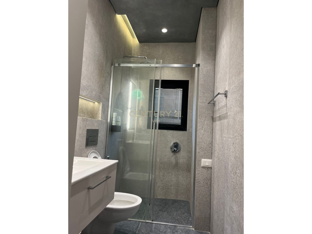 1+1 apartment for rent in the first line by the sea – Beach, Durrës🌊