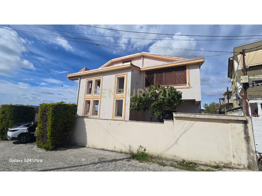 TWO-STOREY VILLA FOR SALE IN ARAPAJ, DURRES !!