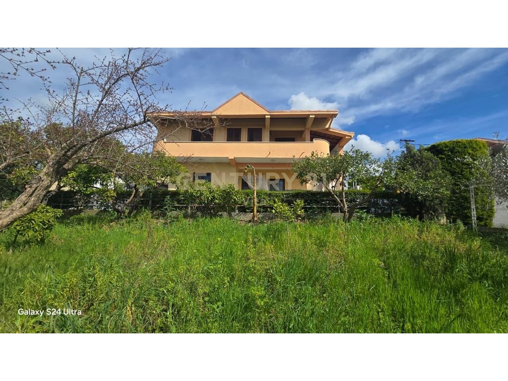 TWO-STOREY VILLA FOR SALE IN ARAPAJ, DURRES !!