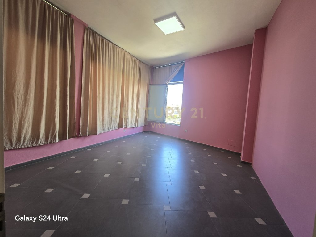 500m2 space for rent in Shkozet, Durrës, on the main road!
