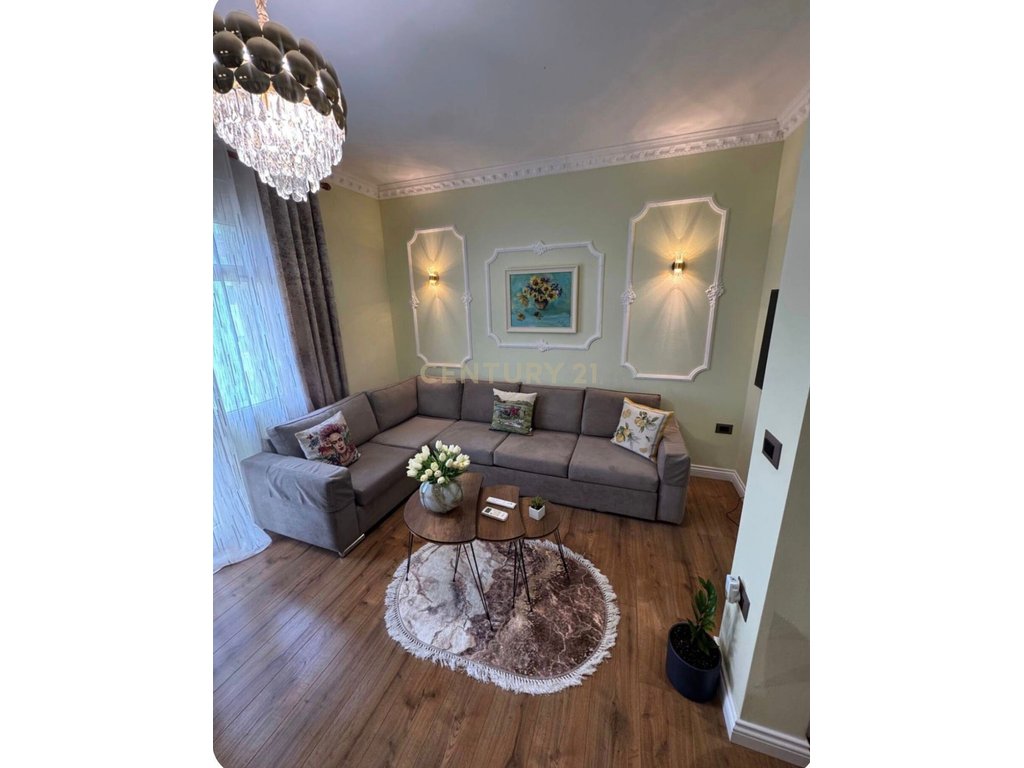 1+1 apartment for rent near the Martyrs' Museum, Durres!!!