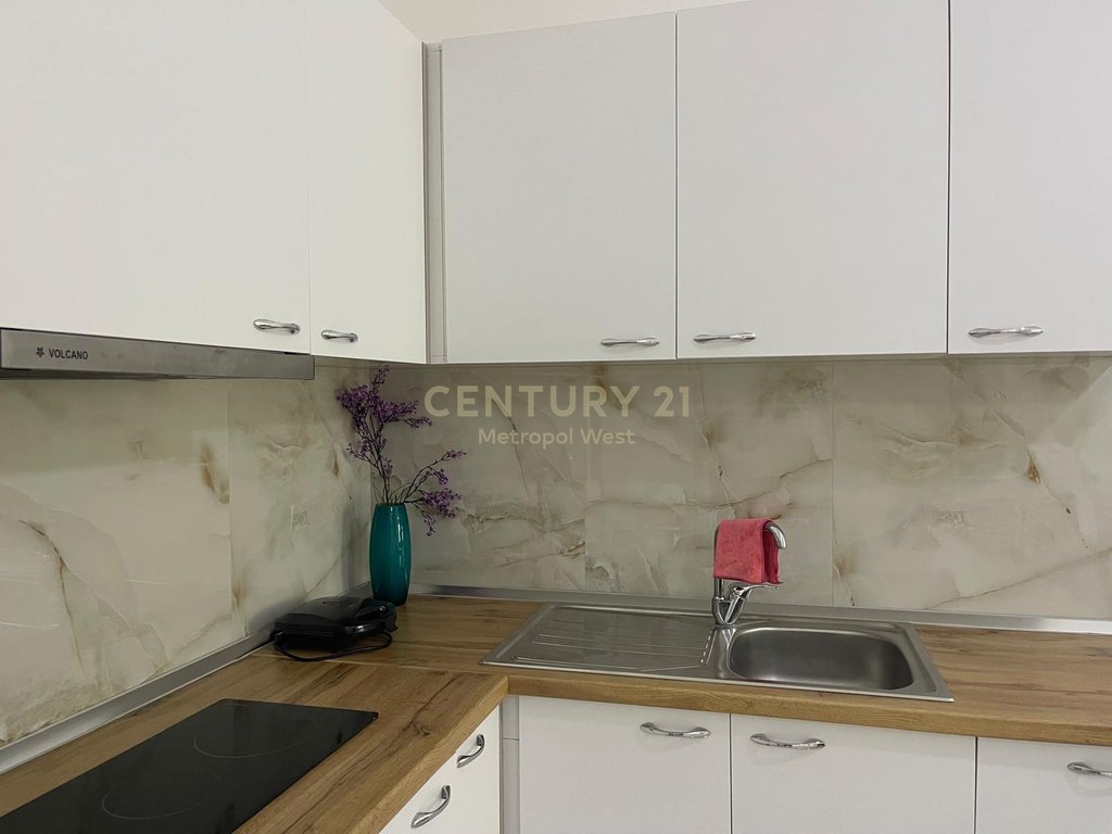 2+1 Apartment for Rent near Hotel Marinaj, New Ring!
