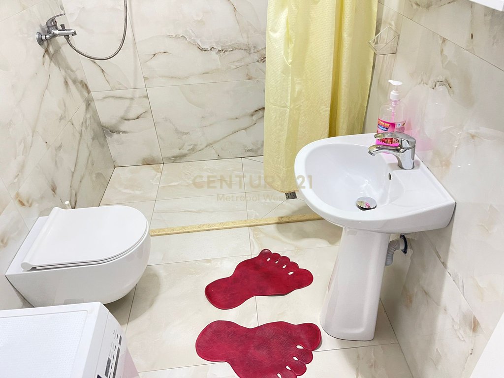 2+1 Apartment for Rent near Hotel Marinaj, New Ring Road!