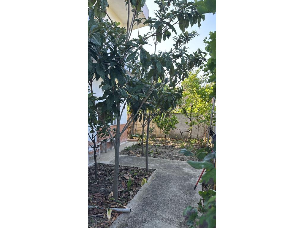 FOR SALE INDIVIDUAL 3-STOREY VILLA + ATTIC NEIGHBORHOOD NO. 13, BEACH, DURRËS