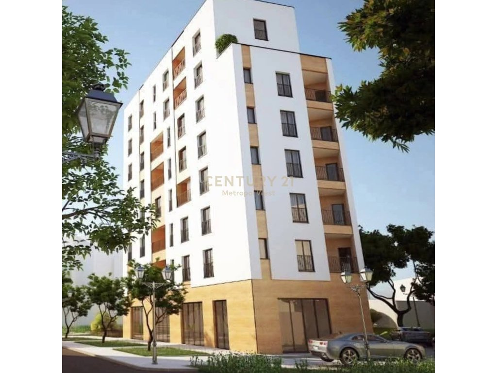 Ambient Komercial Corner 53.7 m² for Sale on Mihal Grameno Street