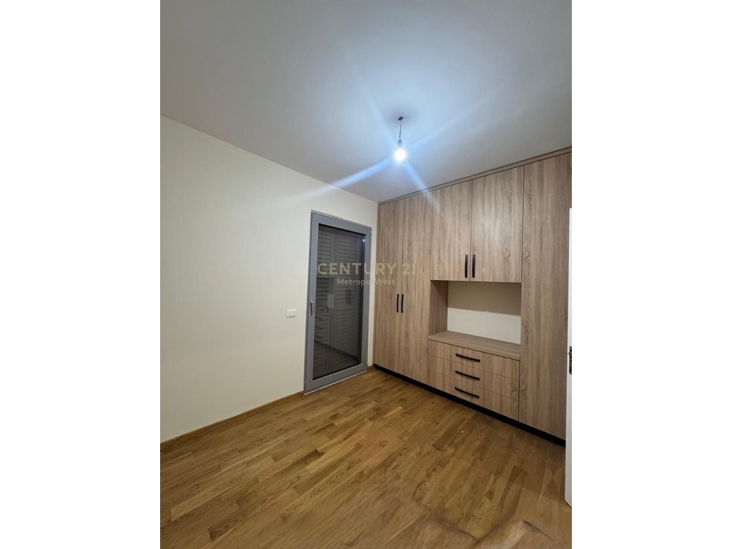 Apartment 3+1+2 for rent at Farka Lake