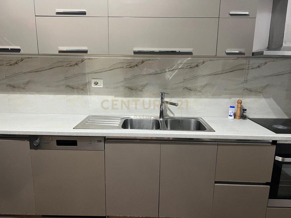 2+1 APARTMENT FOR RENT IN PANORAMA COMPLEX