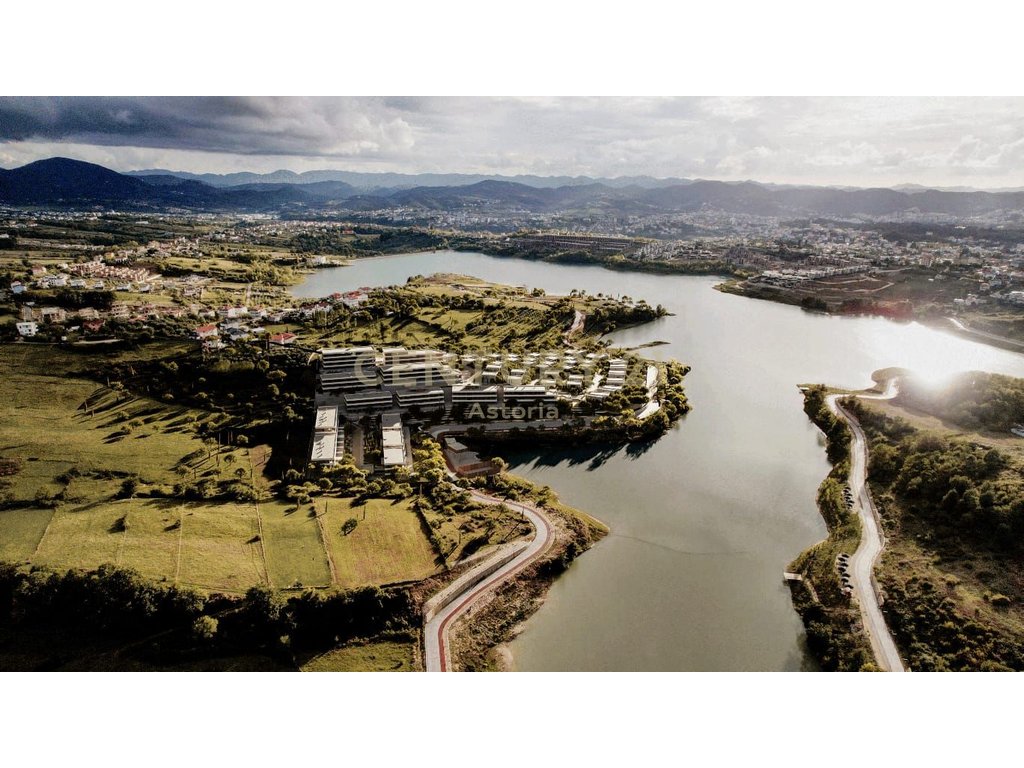 Luxury villa with a 492 m² plot in Farka Lake Front