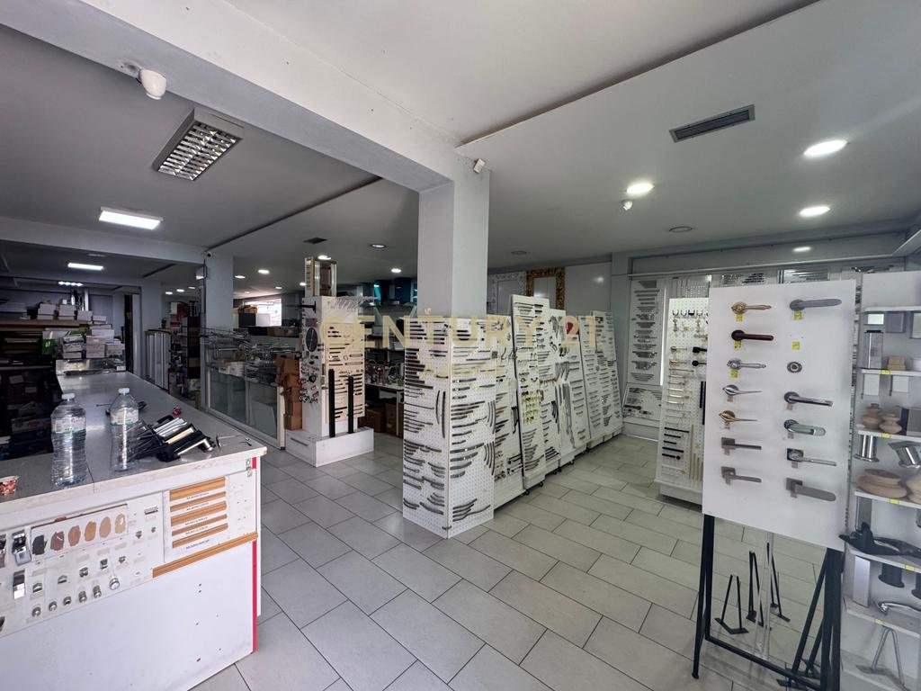 Commercial unit for sale at the entrance of Elbasan, near the Luleve roundabout