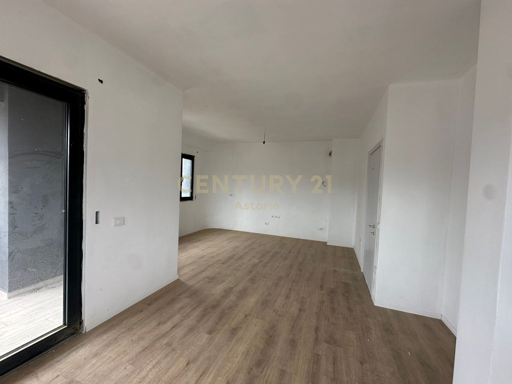 Apartment 2+1+2 for sale at Oaziz Residenc, Astir