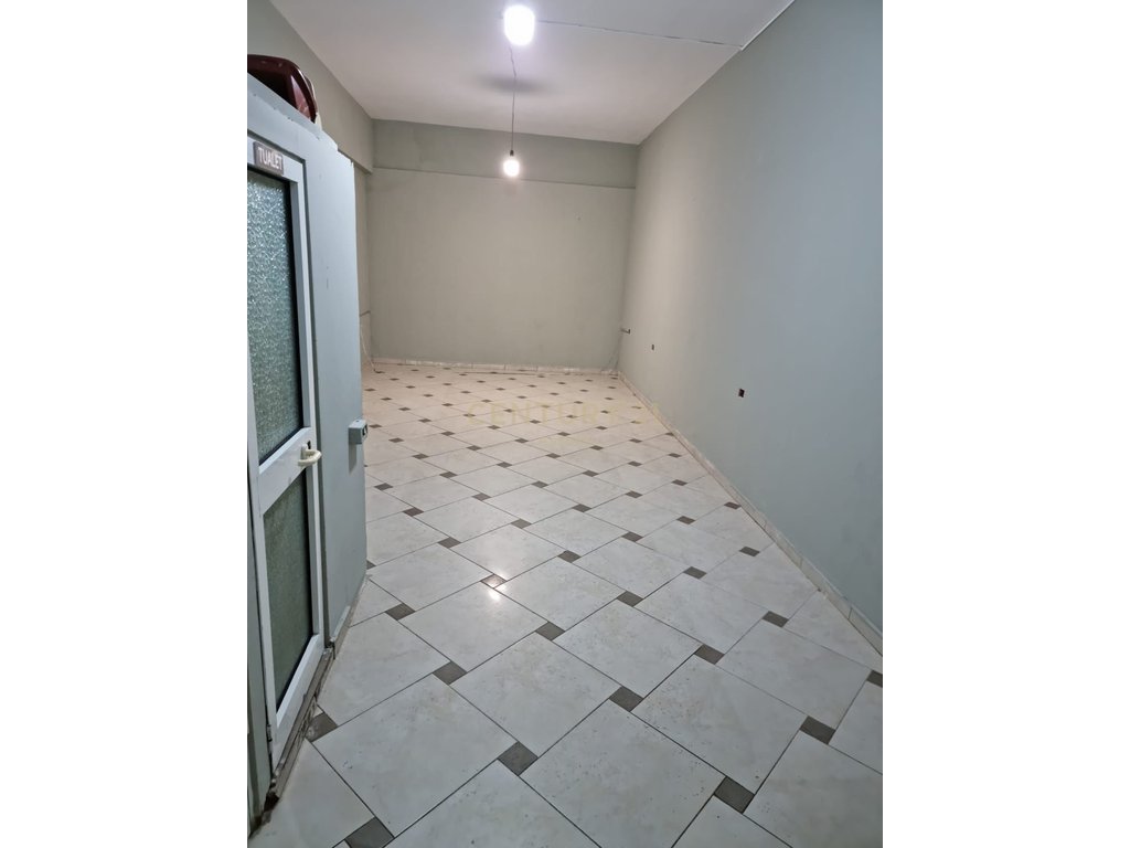 BUSINESS PREMISES FOR SALE, WAREHOUSES IN THE LOCATION
