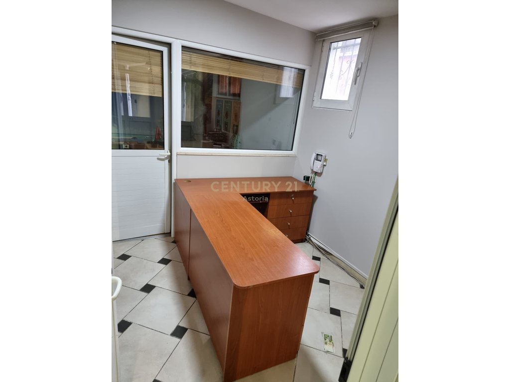 BUSINESS PREMISES FOR SALE, WAREHOUSES IN THE LOCATION