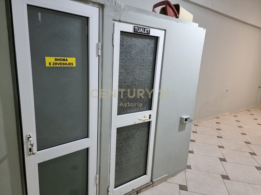 BUSINESS PREMISES FOR SALE, WAREHOUSES IN THE LOCATION