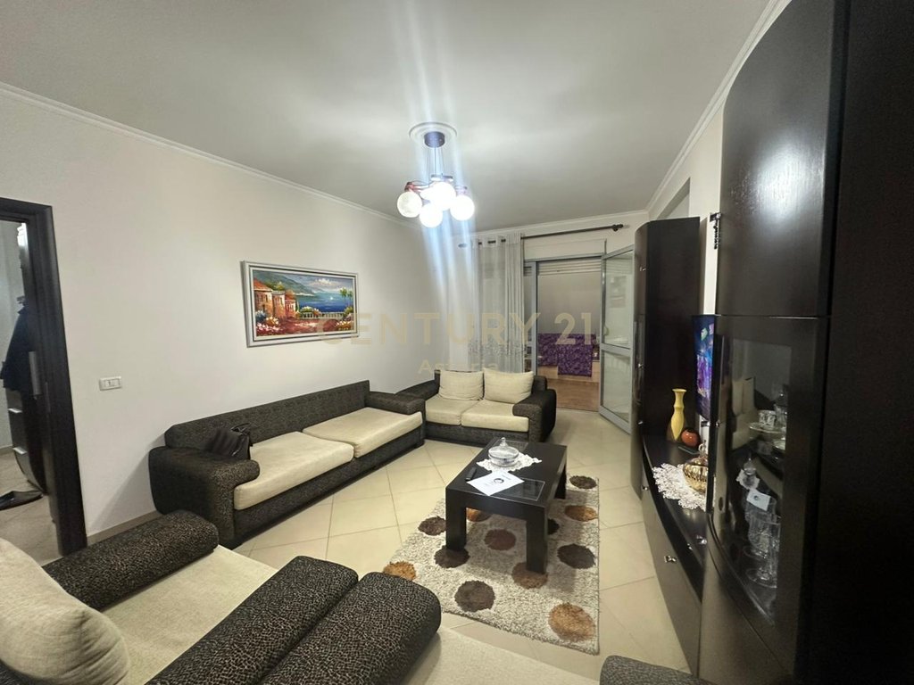 2+1+2 Apartment for sale in Misto Mame – 117 m²