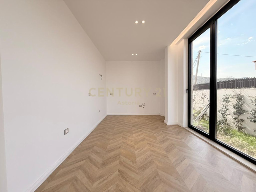 Luxurious villa with a pool in Mjull Bathore for sale, near the TEG Shopping Center